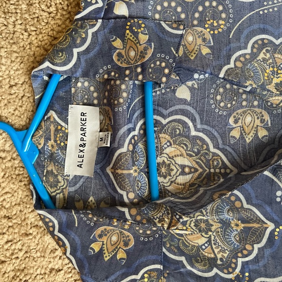 Alex & Parker sheer button up - Picture 3 of 3